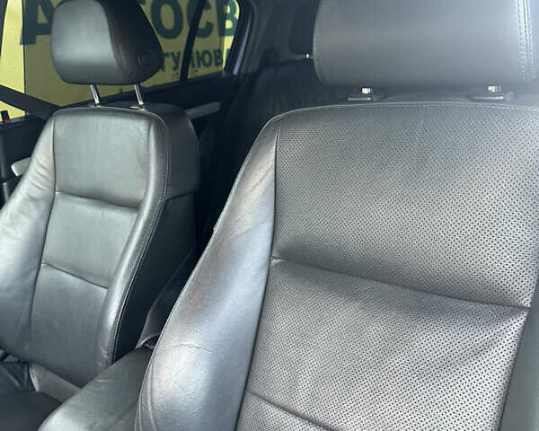 Серый Опель Сигнум, объемом двигателя 2.2 л и пробегом 342 тыс. км за 3500 $, фото 9 на Automoto.ua