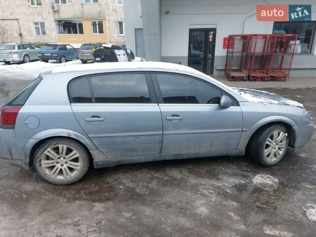 Серый Опель Сигнум, объемом двигателя 3 л и пробегом 300 тыс. км за 1111 $, фото 10 на Automoto.ua