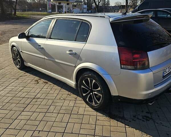 Серый Опель Сигнум, объемом двигателя 3 л и пробегом 380 тыс. км за 3500 $, фото 11 на Automoto.ua