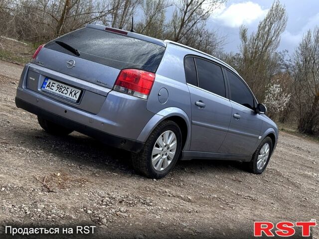 Сірий Опель Сігнум, об'ємом двигуна 2.2 л та пробігом 247 тис. км за 3300 $, фото 3 на Automoto.ua