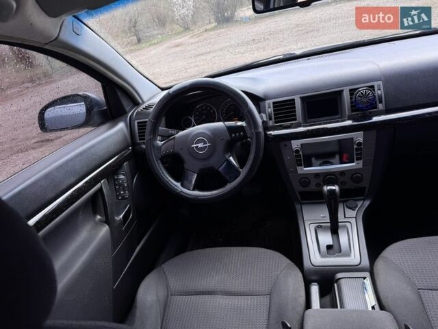 Сірий Опель Сігнум, об'ємом двигуна 2.2 л та пробігом 307 тис. км за 3300 $, фото 15 на Automoto.ua