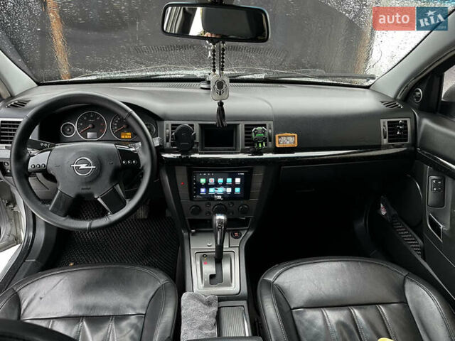 Сірий Опель Сігнум, об'ємом двигуна 2.2 л та пробігом 361 тис. км за 3750 $, фото 12 на Automoto.ua