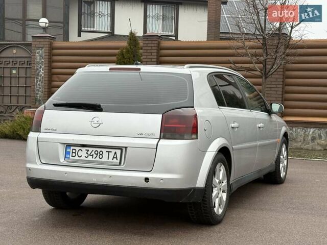 Сірий Опель Сігнум, об'ємом двигуна 2.96 л та пробігом 329 тис. км за 3300 $, фото 24 на Automoto.ua