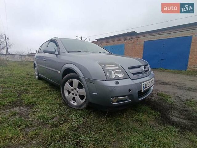 Серый Опель Сигнум, объемом двигателя 2.17 л и пробегом 326 тыс. км за 3600 $, фото 20 на Automoto.ua