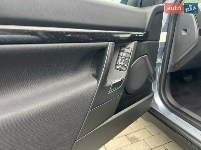 Сірий Опель Сігнум, об'ємом двигуна 2.2 л та пробігом 270 тис. км за 4200 $, фото 8 на Automoto.ua