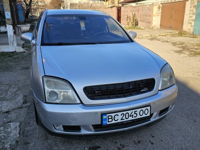 Серый Опель Сигнум, объемом двигателя 3 л и пробегом 390 тыс. км за 3500 $, фото 19 на Automoto.ua