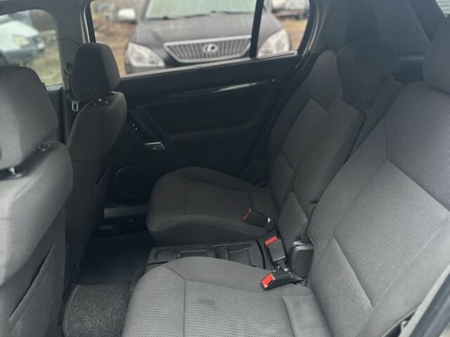 Серый Опель Сигнум, объемом двигателя 2.2 л и пробегом 360 тыс. км за 4250 $, фото 6 на Automoto.ua