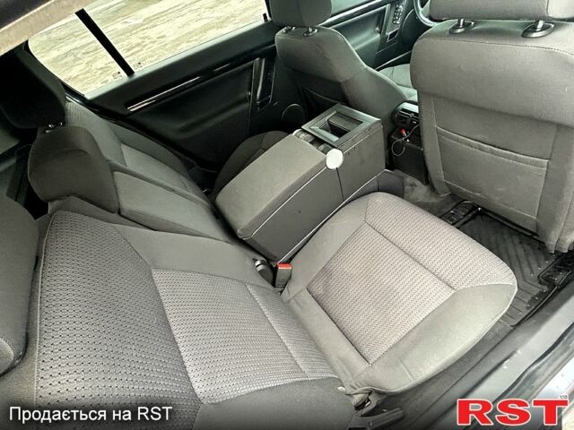 Серый Опель Сигнум, объемом двигателя 2.2 л и пробегом 125 тыс. км за 4999 $, фото 10 на Automoto.ua