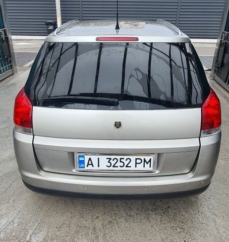 Серый Опель Сигнум, объемом двигателя 2.2 л и пробегом 156 тыс. км за 4500 $, фото 6 на Automoto.ua