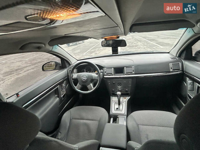 Сірий Опель Сігнум, об'ємом двигуна 2.2 л та пробігом 125 тис. км за 5200 $, фото 12 на Automoto.ua