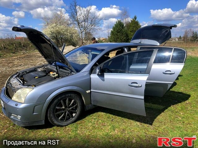 Серый Опель Сигнум, объемом двигателя 1.9 л и пробегом 385 тыс. км за 3400 $, фото 9 на Automoto.ua