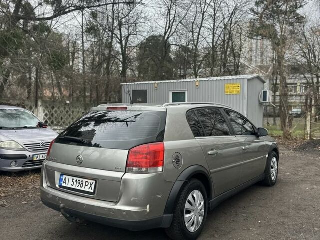 Сірий Опель Сігнум, об'ємом двигуна 2.2 л та пробігом 360 тис. км за 3750 $, фото 2 на Automoto.ua