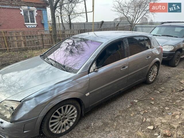 Серый Опель Сигнум, объемом двигателя 1.9 л и пробегом 340 тыс. км за 2500 $, фото 3 на Automoto.ua