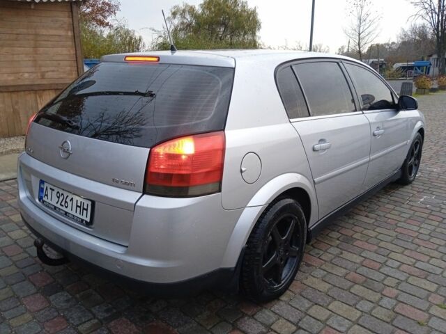 Серый Опель Сигнум, объемом двигателя 1.9 л и пробегом 264 тыс. км за 3650 $, фото 3 на Automoto.ua