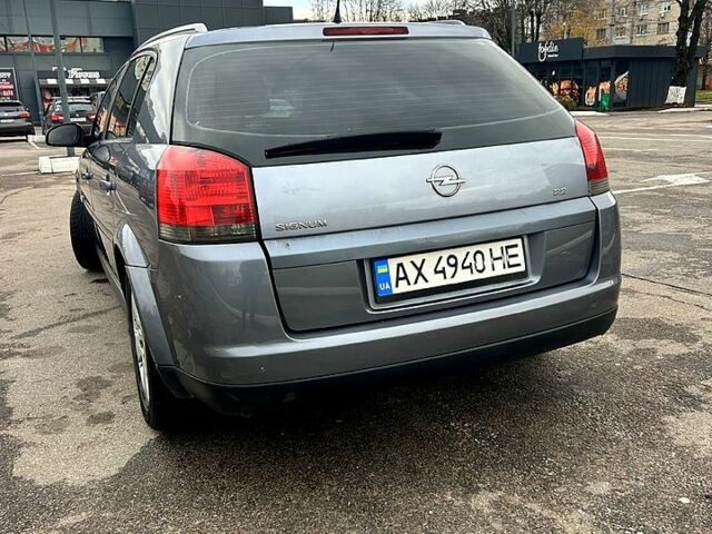 Серый Опель Сигнум, объемом двигателя 2.2 л и пробегом 125 тыс. км за 4999 $, фото 5 на Automoto.ua