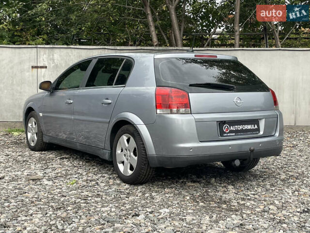 Серый Опель Сигнум, объемом двигателя 2.17 л и пробегом 294 тыс. км за 3790 $, фото 5 на Automoto.ua