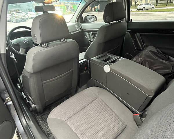 Сірий Опель Сігнум, об'ємом двигуна 2.2 л та пробігом 125 тис. км за 5200 $, фото 13 на Automoto.ua