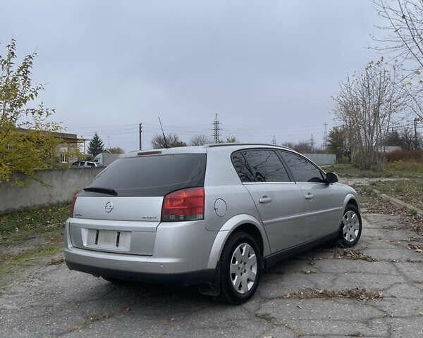 Сірий Опель Сігнум, об'ємом двигуна 1.9 л та пробігом 317 тис. км за 5199 $, фото 2 на Automoto.ua