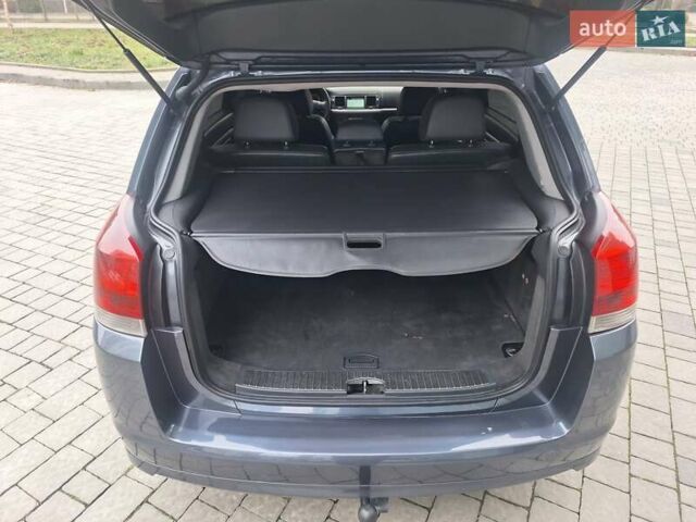 Серый Опель Сигнум, объемом двигателя 1.9 л и пробегом 274 тыс. км за 5450 $, фото 26 на Automoto.ua