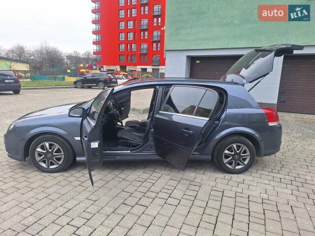 Серый Опель Сигнум, объемом двигателя 1.9 л и пробегом 274 тыс. км за 5450 $, фото 18 на Automoto.ua