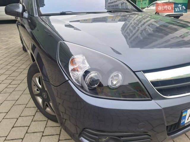 Серый Опель Сигнум, объемом двигателя 1.9 л и пробегом 274 тыс. км за 5450 $, фото 42 на Automoto.ua