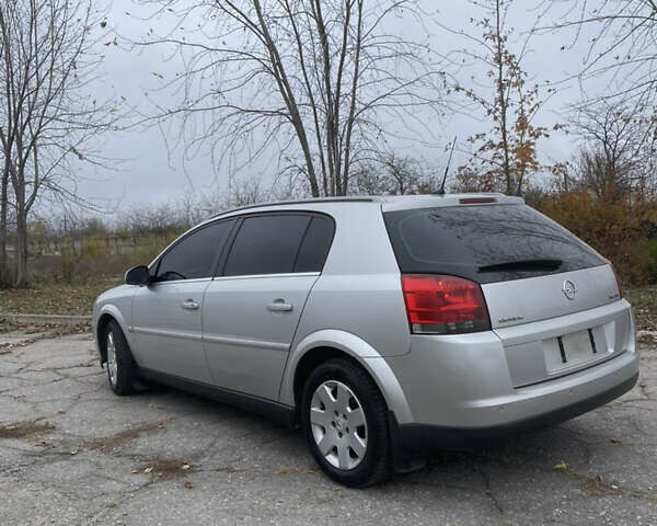 Сірий Опель Сігнум, об'ємом двигуна 1.9 л та пробігом 317 тис. км за 5199 $, фото 1 на Automoto.ua