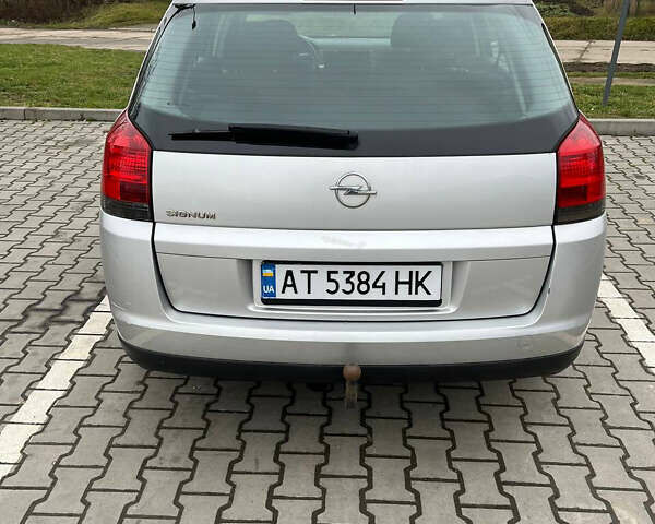 Серый Опель Сигнум, объемом двигателя 1.91 л и пробегом 318 тыс. км за 4500 $, фото 7 на Automoto.ua