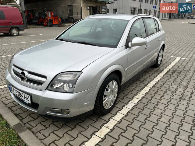 Серый Опель Сигнум, объемом двигателя 1.91 л и пробегом 318 тыс. км за 4500 $, фото 3 на Automoto.ua