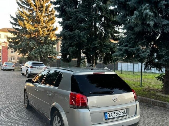 Сірий Опель Сігнум, об'ємом двигуна 1.9 л та пробігом 310 тис. км за 3800 $, фото 4 на Automoto.ua