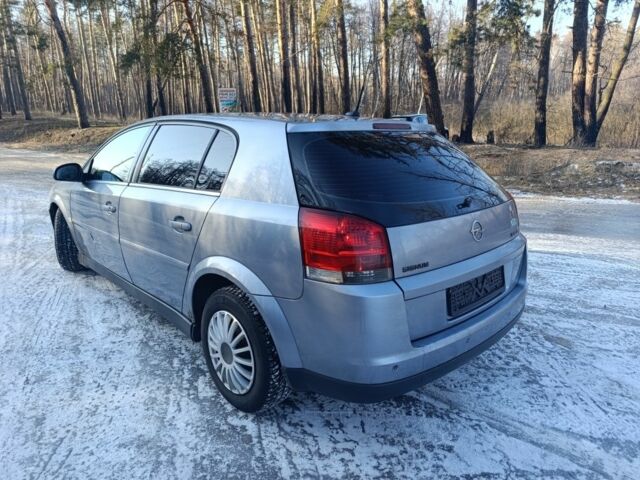 Серый Опель Сигнум, объемом двигателя 1.9 л и пробегом 333 тыс. км за 2350 $, фото 2 на Automoto.ua