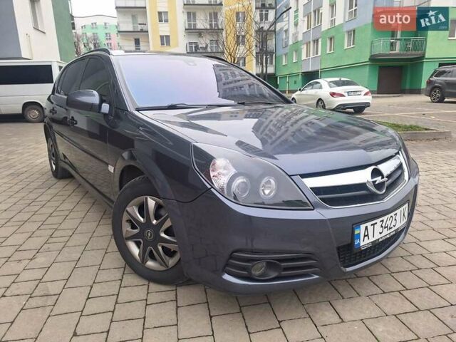 Серый Опель Сигнум, объемом двигателя 1.9 л и пробегом 274 тыс. км за 5450 $, фото 6 на Automoto.ua