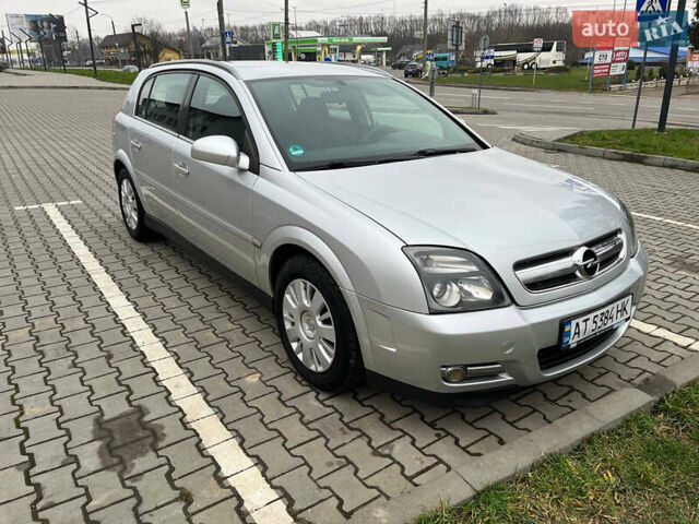 Серый Опель Сигнум, объемом двигателя 1.91 л и пробегом 318 тыс. км за 4500 $, фото 1 на Automoto.ua