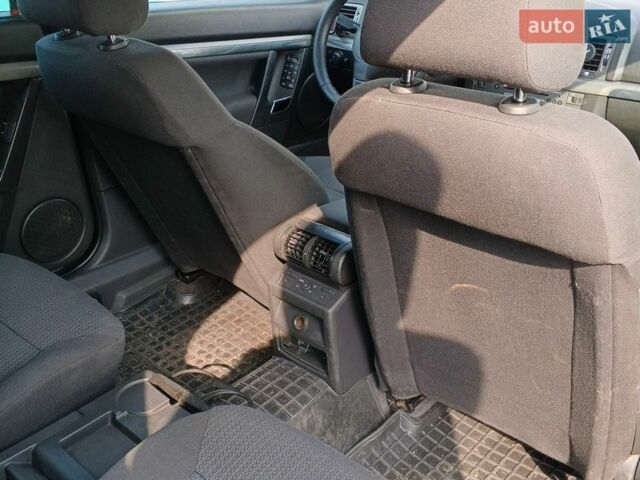 Сірий Опель Сігнум, об'ємом двигуна 2.2 л та пробігом 310 тис. км за 3000 $, фото 7 на Automoto.ua