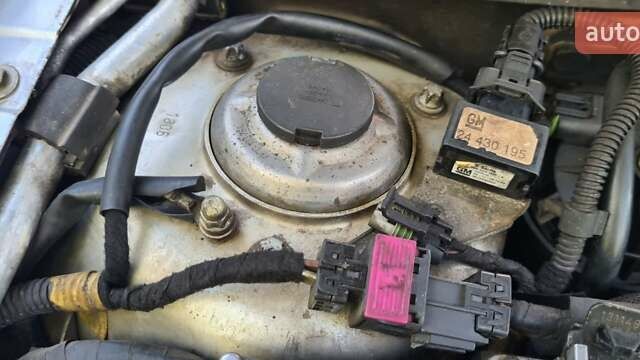 Серый Опель Сигнум, объемом двигателя 3 л и пробегом 327 тыс. км за 4700 $, фото 18 на Automoto.ua