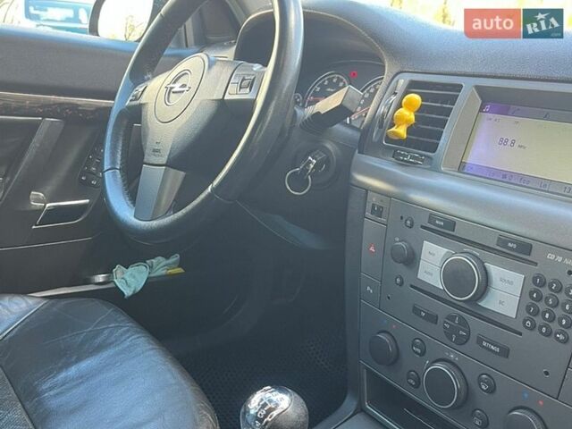 Сірий Опель Сігнум, об'ємом двигуна 2.2 л та пробігом 209 тис. км за 4500 $, фото 14 на Automoto.ua