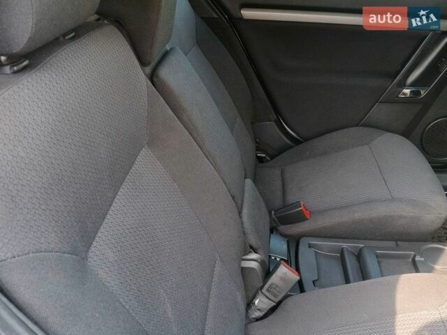 Сірий Опель Сігнум, об'ємом двигуна 2.2 л та пробігом 310 тис. км за 3000 $, фото 4 на Automoto.ua