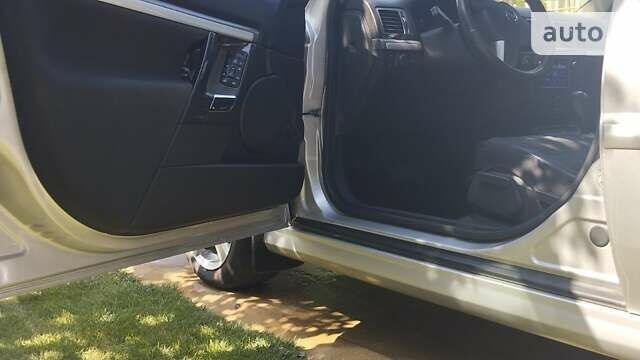 Серый Опель Сигнум, объемом двигателя 1.91 л и пробегом 300 тыс. км за 6250 $, фото 22 на Automoto.ua