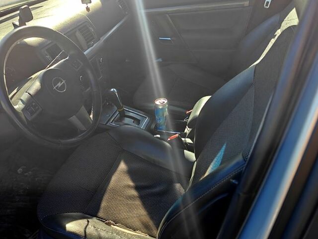 Сірий Опель Сігнум, об'ємом двигуна 1.9 л та пробігом 299 тис. км за 5600 $, фото 6 на Automoto.ua