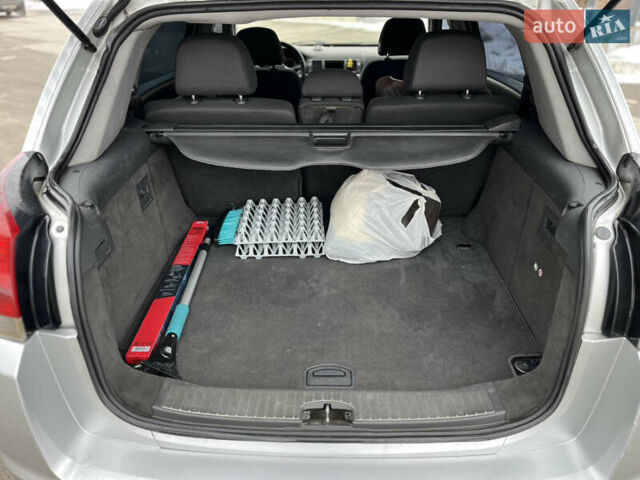 Серый Опель Сигнум, объемом двигателя 1.91 л и пробегом 344 тыс. км за 5200 $, фото 17 на Automoto.ua