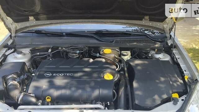 Серый Опель Сигнум, объемом двигателя 1.91 л и пробегом 300 тыс. км за 6250 $, фото 9 на Automoto.ua