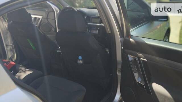 Серый Опель Сигнум, объемом двигателя 1.91 л и пробегом 300 тыс. км за 6250 $, фото 2 на Automoto.ua