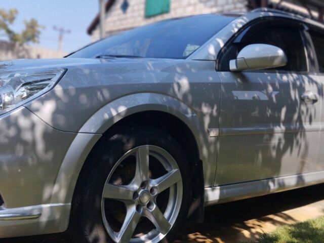 Серый Опель Сигнум, объемом двигателя 2 л и пробегом 300 тыс. км за 6500 $, фото 2 на Automoto.ua