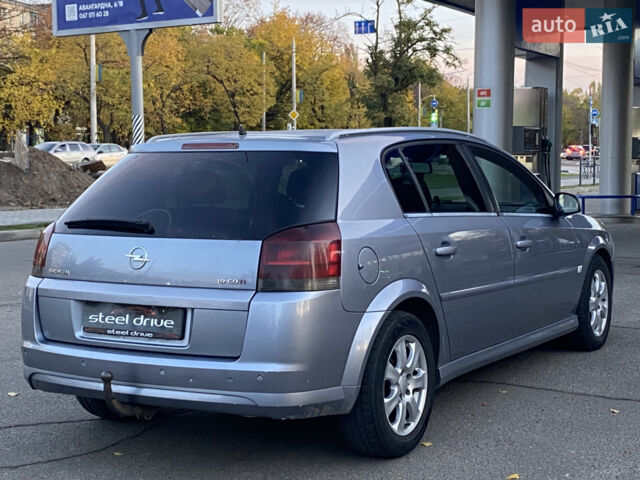Сірий Опель Сігнум, об'ємом двигуна 1.91 л та пробігом 299 тис. км за 4999 $, фото 5 на Automoto.ua