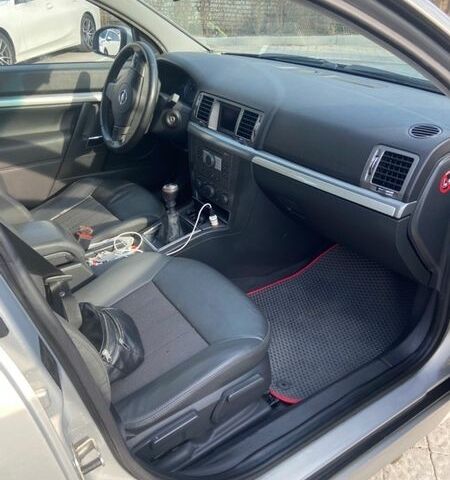 Сірий Опель Сігнум, об'ємом двигуна 1.8 л та пробігом 581 тис. км за 4500 $, фото 7 на Automoto.ua