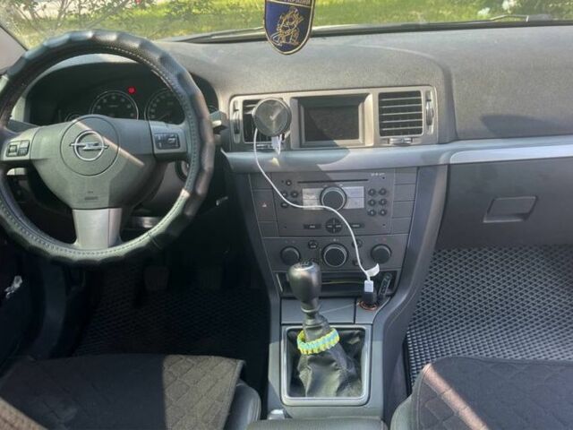 Сірий Опель Сігнум, об'ємом двигуна 1.8 л та пробігом 200 тис. км за 5000 $, фото 5 на Automoto.ua