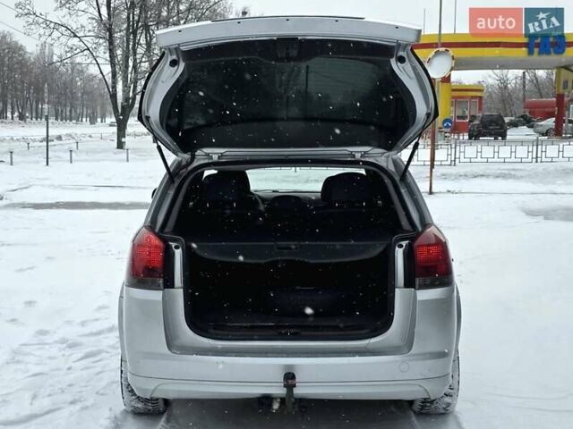 Серый Опель Сигнум, объемом двигателя 1.8 л и пробегом 208 тыс. км за 4900 $, фото 19 на Automoto.ua