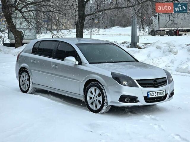 Серый Опель Сигнум, объемом двигателя 1.8 л и пробегом 208 тыс. км за 4900 $, фото 10 на Automoto.ua