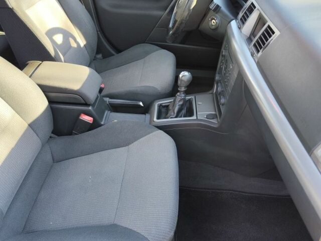 Сірий Опель Сігнум, об'ємом двигуна 1.8 л та пробігом 260 тис. км за 2200 $, фото 7 на Automoto.ua