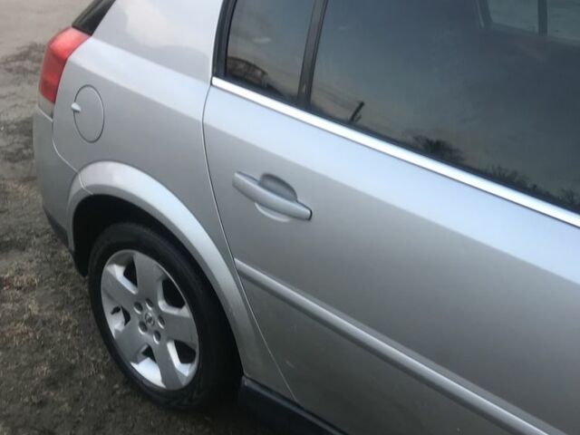 Сірий Опель Сігнум, об'ємом двигуна 2.2 л та пробігом 220 тис. км за 3200 $, фото 2 на Automoto.ua