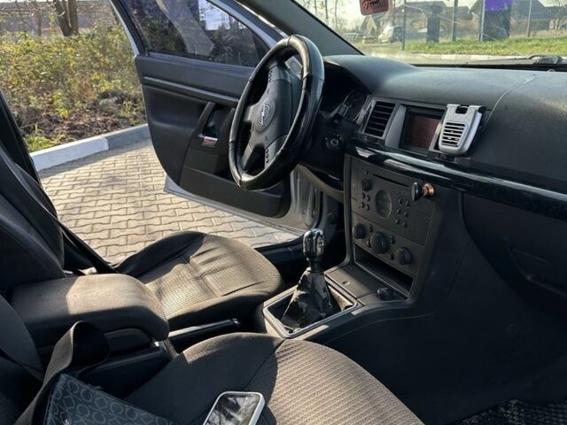 Сірий Опель Сігнум, об'ємом двигуна 2.2 л та пробігом 350 тис. км за 3200 $, фото 7 на Automoto.ua